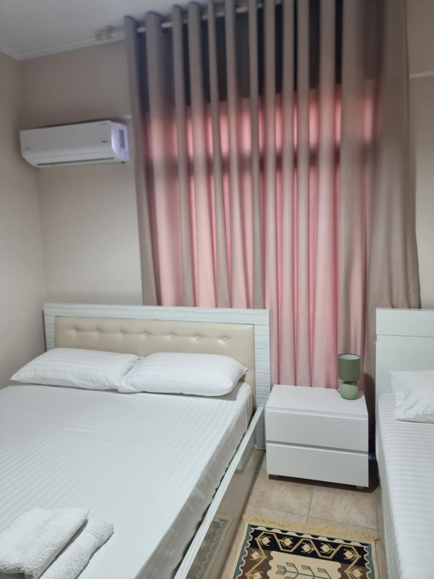Kc Apartment Berat Buitenkant foto